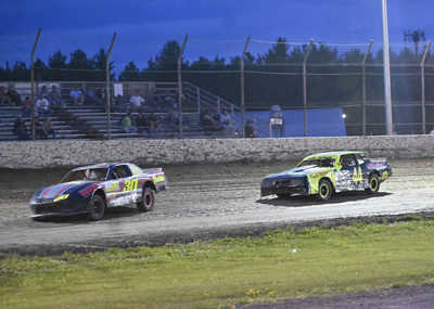 Zack Daniels (30) wins over Tylor Terry (44) in the Hartson Total Opening Renegades A Main