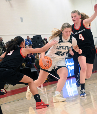 splits the defenders