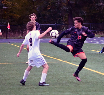 toe flick toe flick